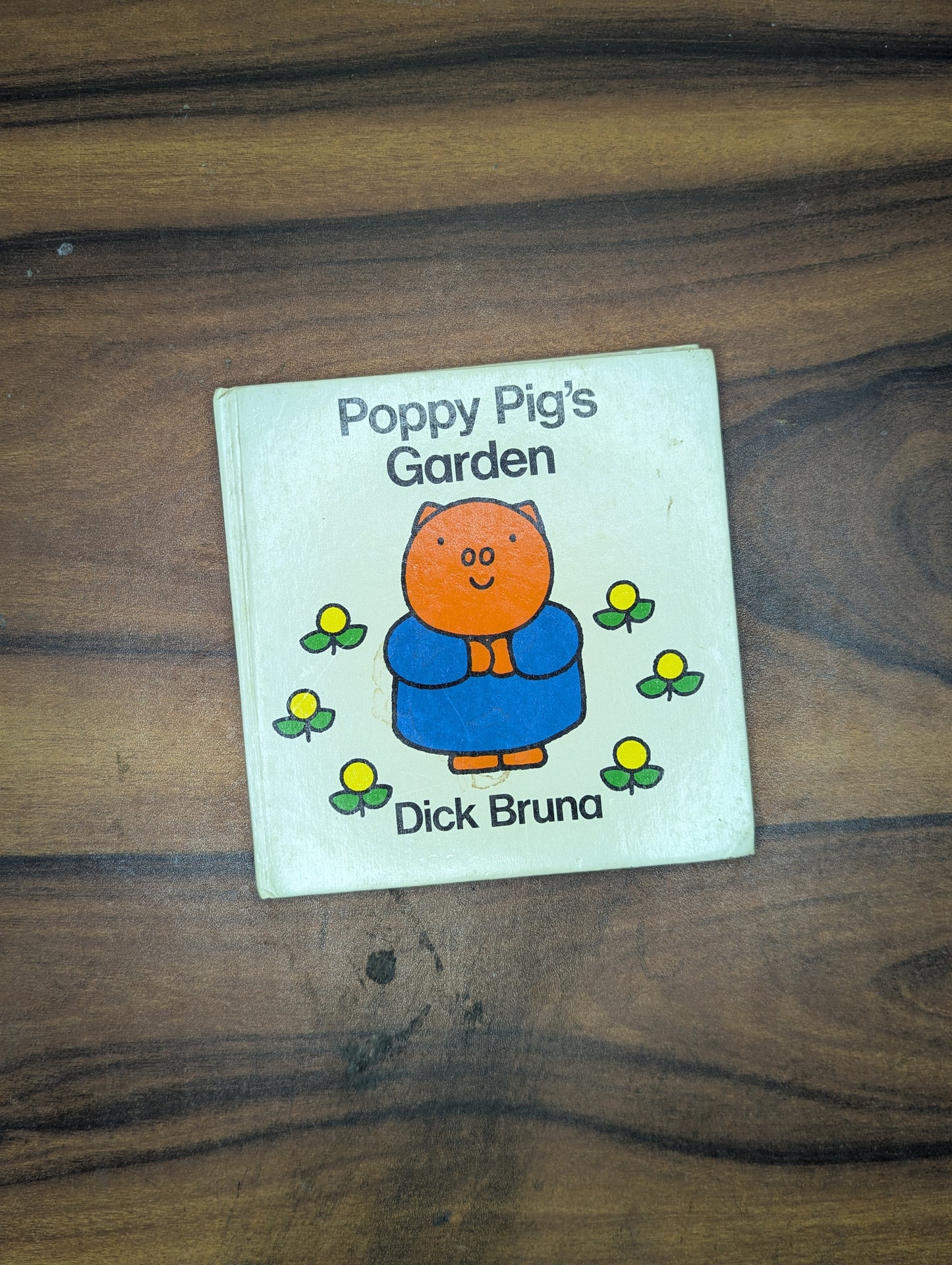 Poppy Pig's Garden